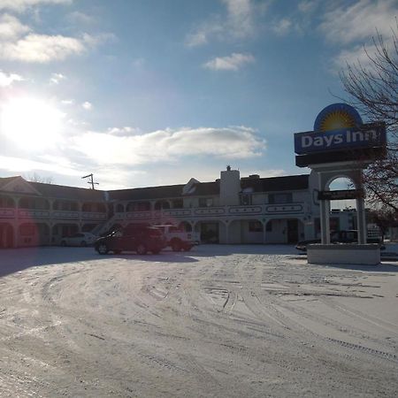 Days Inn Riverton Extérieur photo